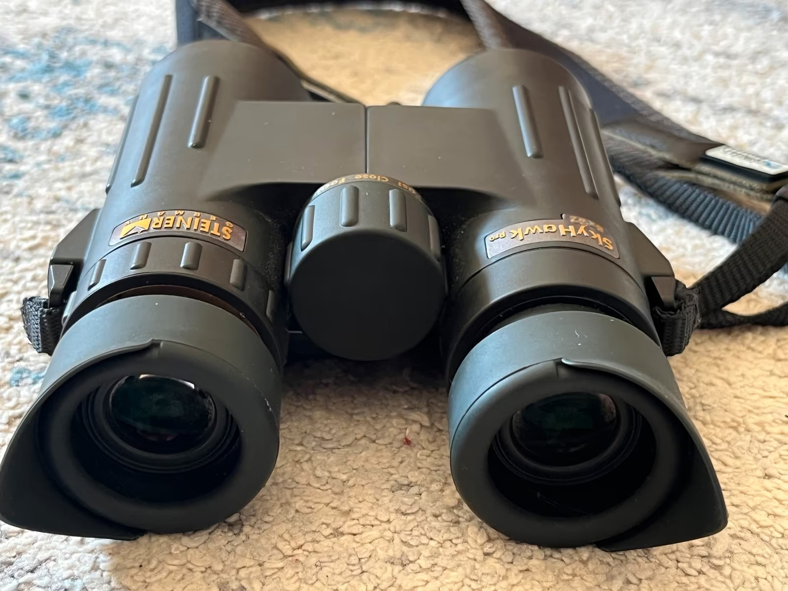 особенности Steiner SkyHawk Pro 8x42