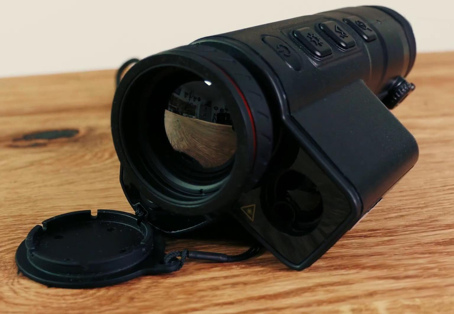 тепловизионный монокуляр модель EATECH SD331 LRF 384x288 D35
