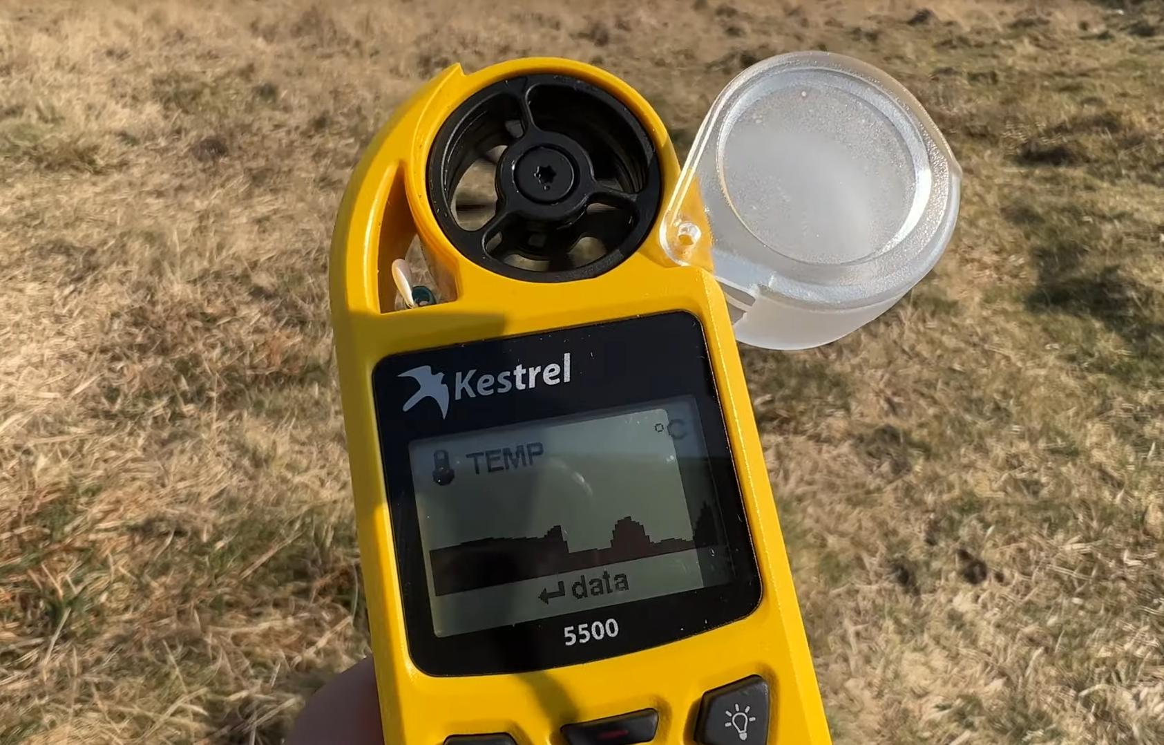 внешний вид Kestrel 5500 с функцией LiNK + Vane Mount / Yellow