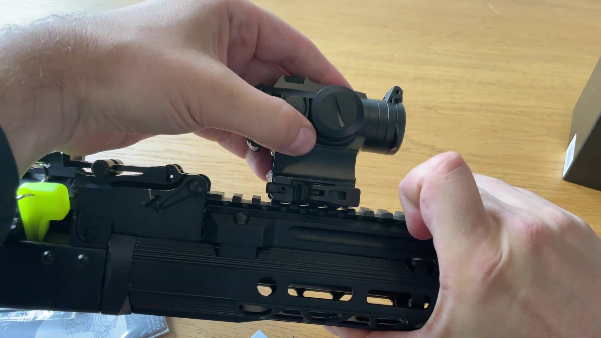 особенности Holosun Micro HS515GM