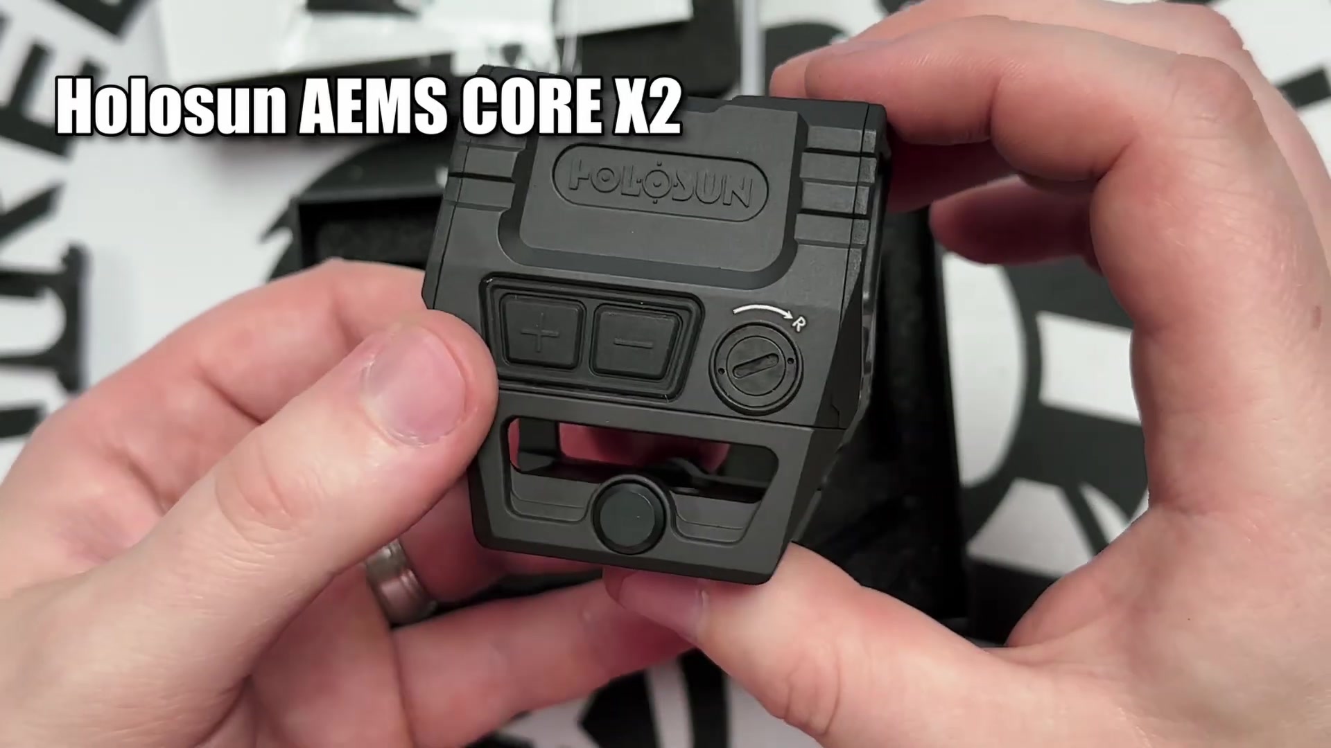 комплектация Holosun AEMS CORE X2 Green