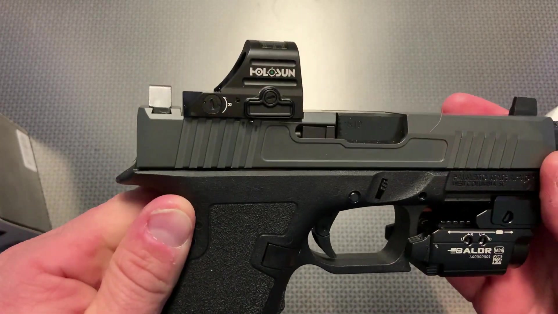 преимущества Holosun OpenELITE HE407C-GR X2